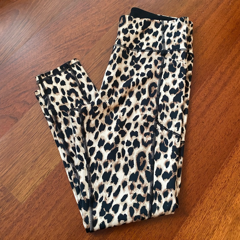 NWOT Victoria’s Secret Leopard Leggings